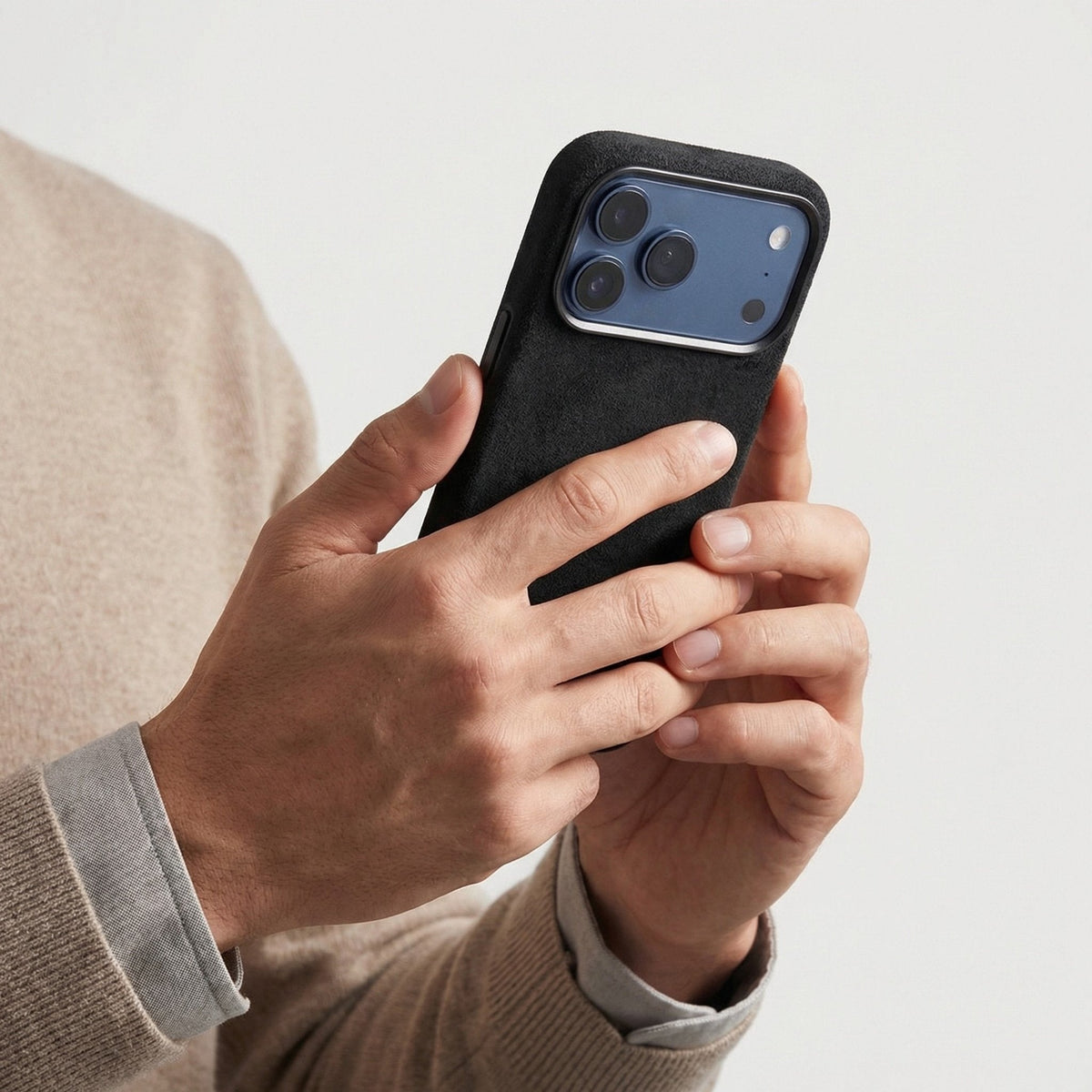 iPhone Alcantara Case - Deep Black - Alcanside